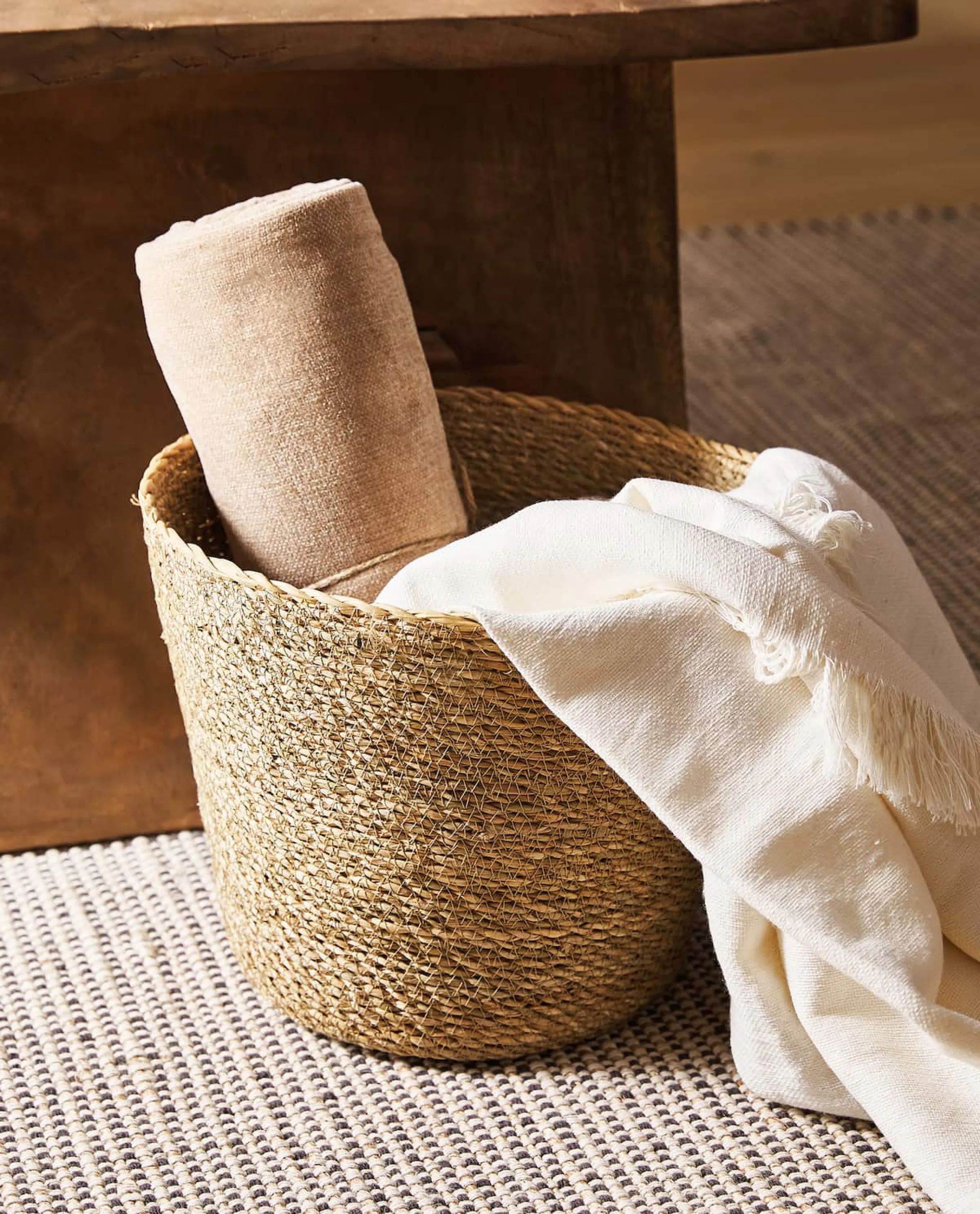 Basket with warm blankets.