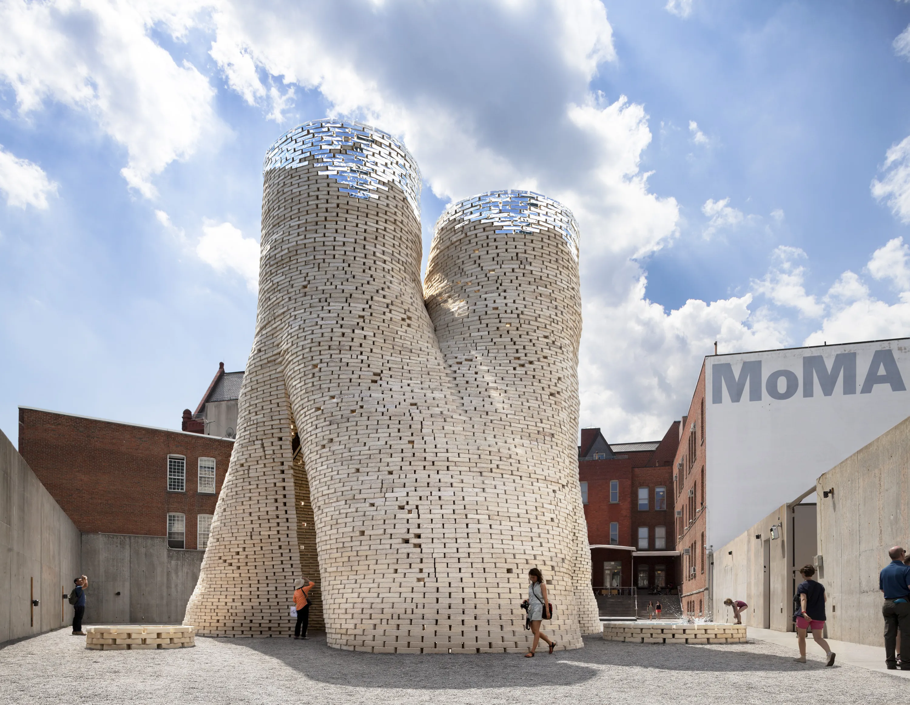 Building made of mycelium bricks.